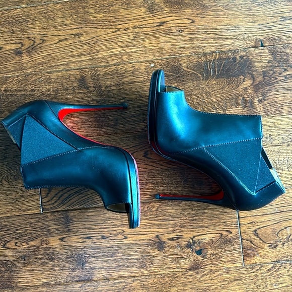 christian louboutin heels - Picture 5 of 17